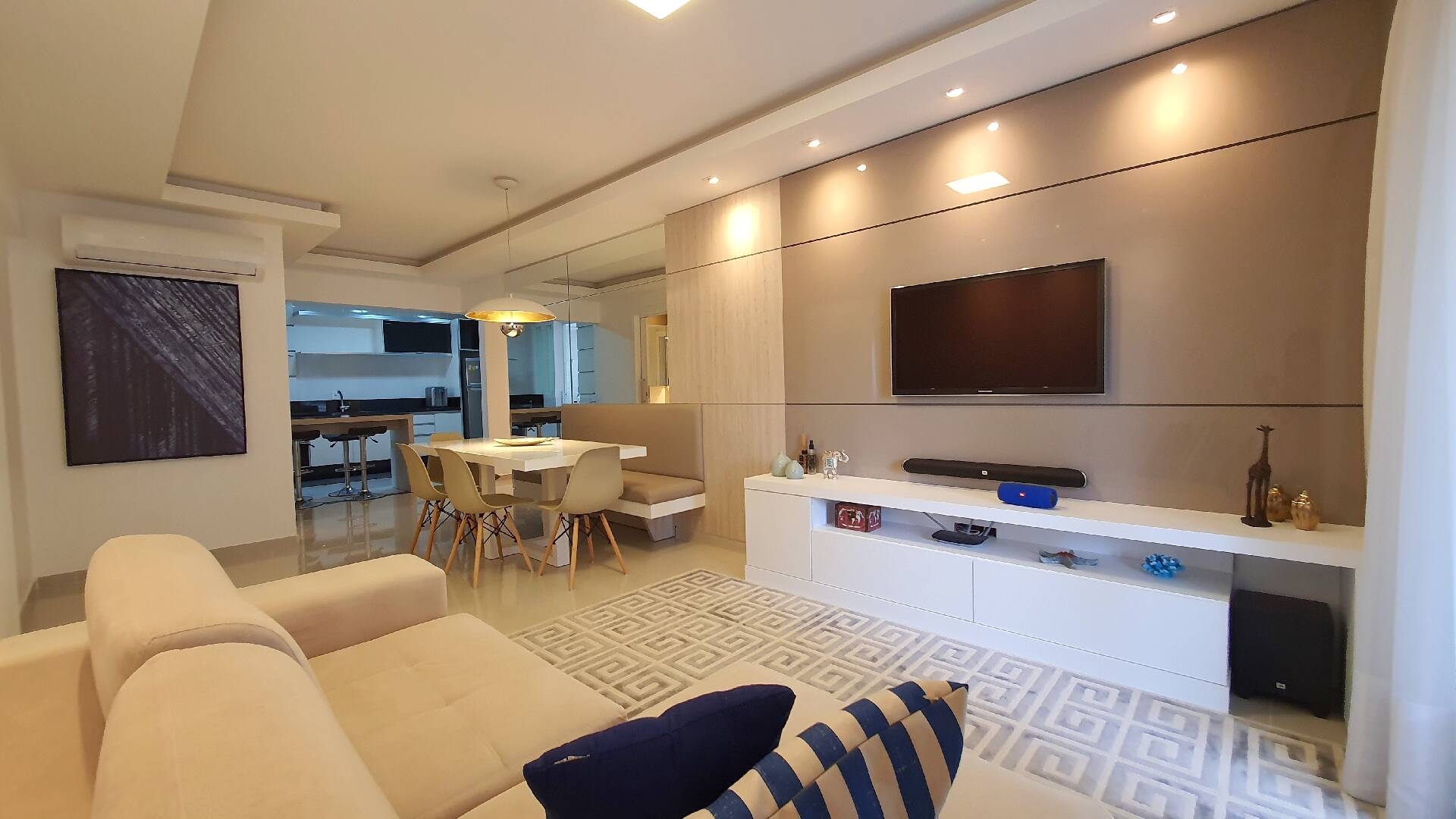 #107 - Apartamento para Venda em Balneário Camboriú - SC