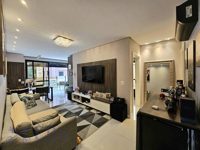 Apartamento para Venda em Balneário Camboriú - 2