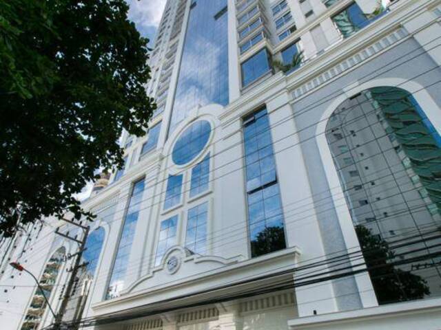 #13 - Apartamento para Venda em Balneário Camboriú - SC