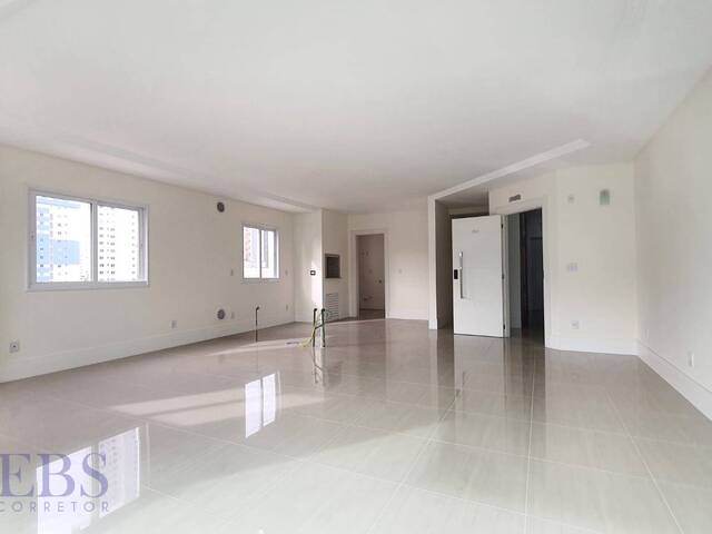 Apartamento para Venda em Balneário Camboriú - 5