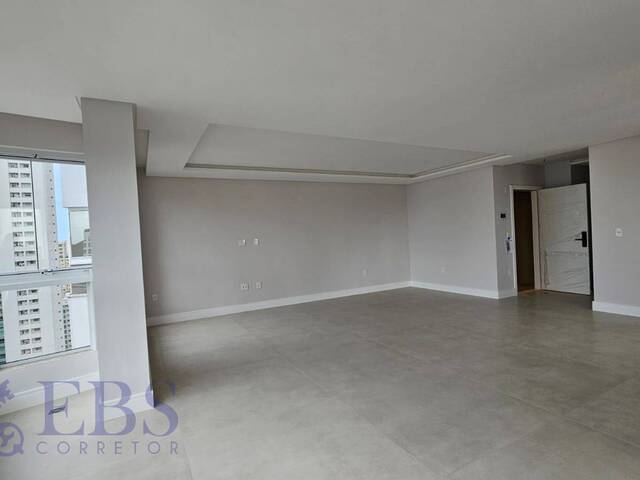 Apartamento para Venda em Balneário Camboriú - 5